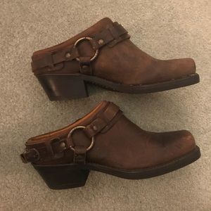 Women’s Frye Clogs